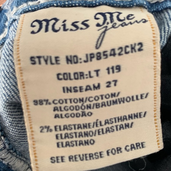 Nice Miss Me Signature Cuff Light Blue Jeans. Size 28 - Picture 4 of 11